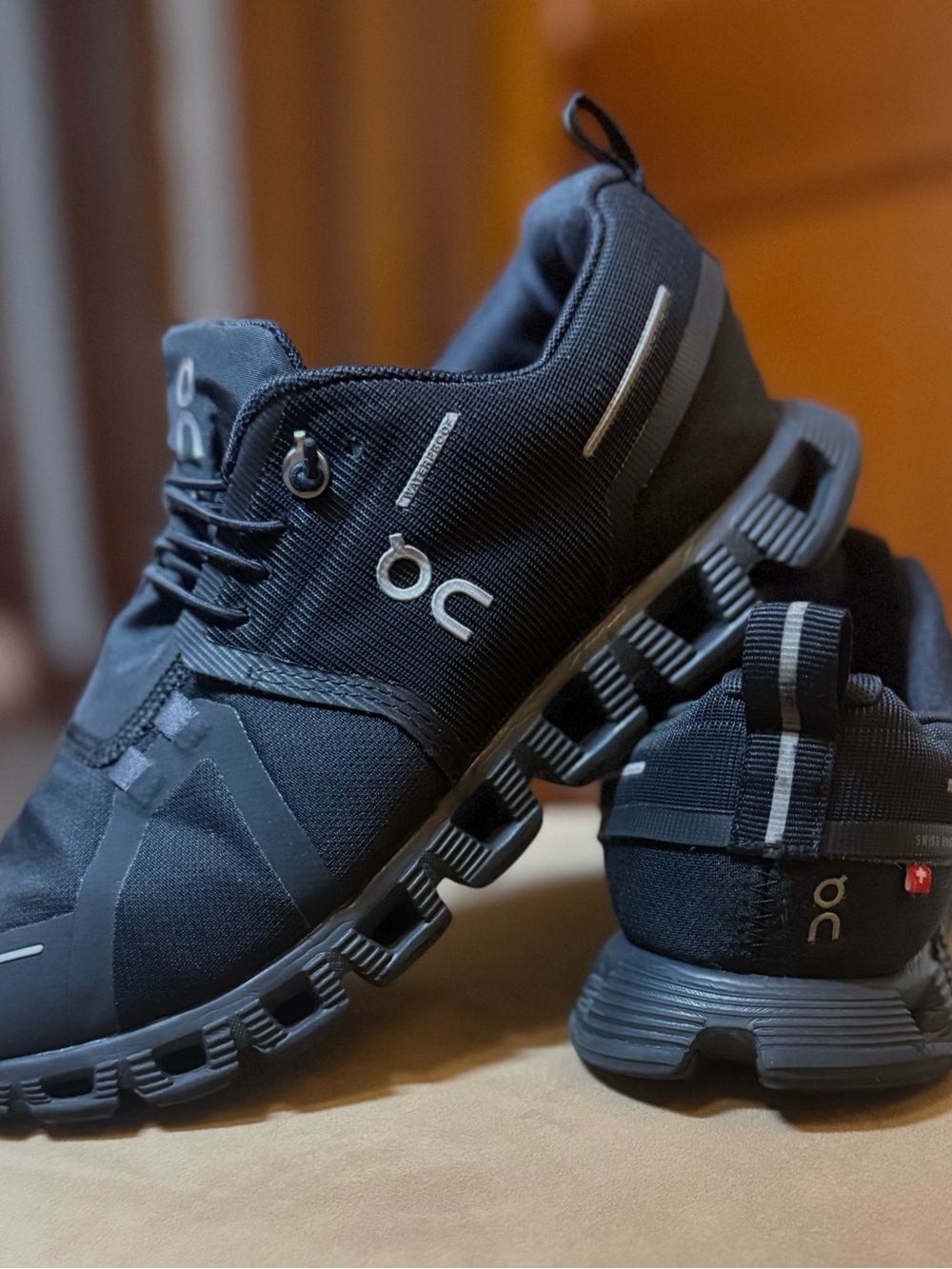 On Running Cloud 5 Waterproof All Black Sneakers Women's Size 7